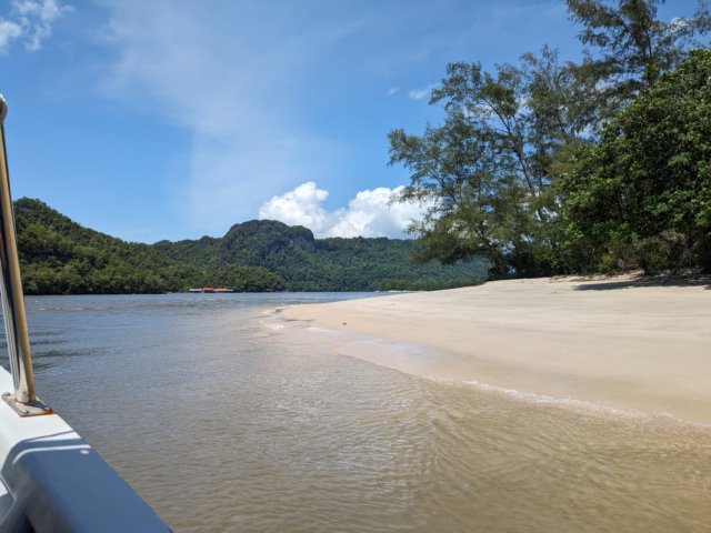 remotebeach.jpg