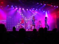 cruise1075_small.jpg
