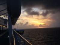 cruise305_small.jpg