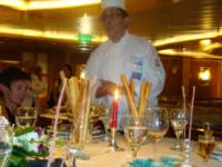 cruise695_small.jpg