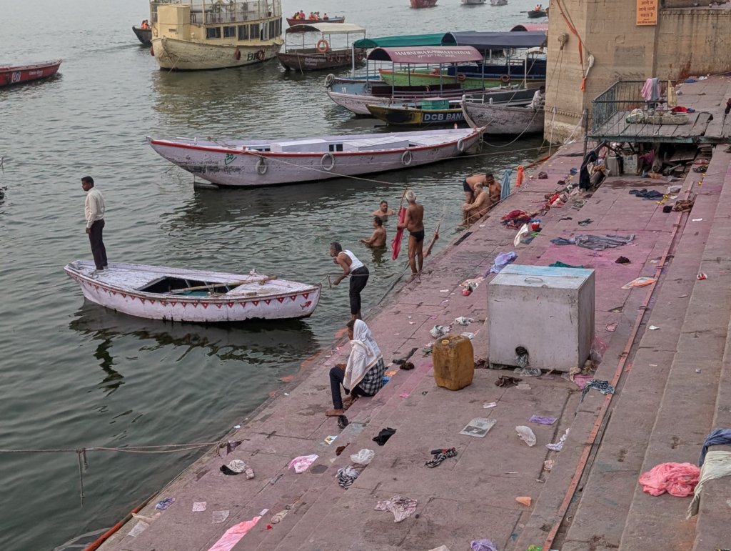 bathingintheganges.jpg