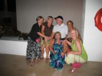chrisandthegirls_small.jpg