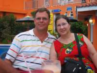 peterandlindaatnonamebar_small.jpg